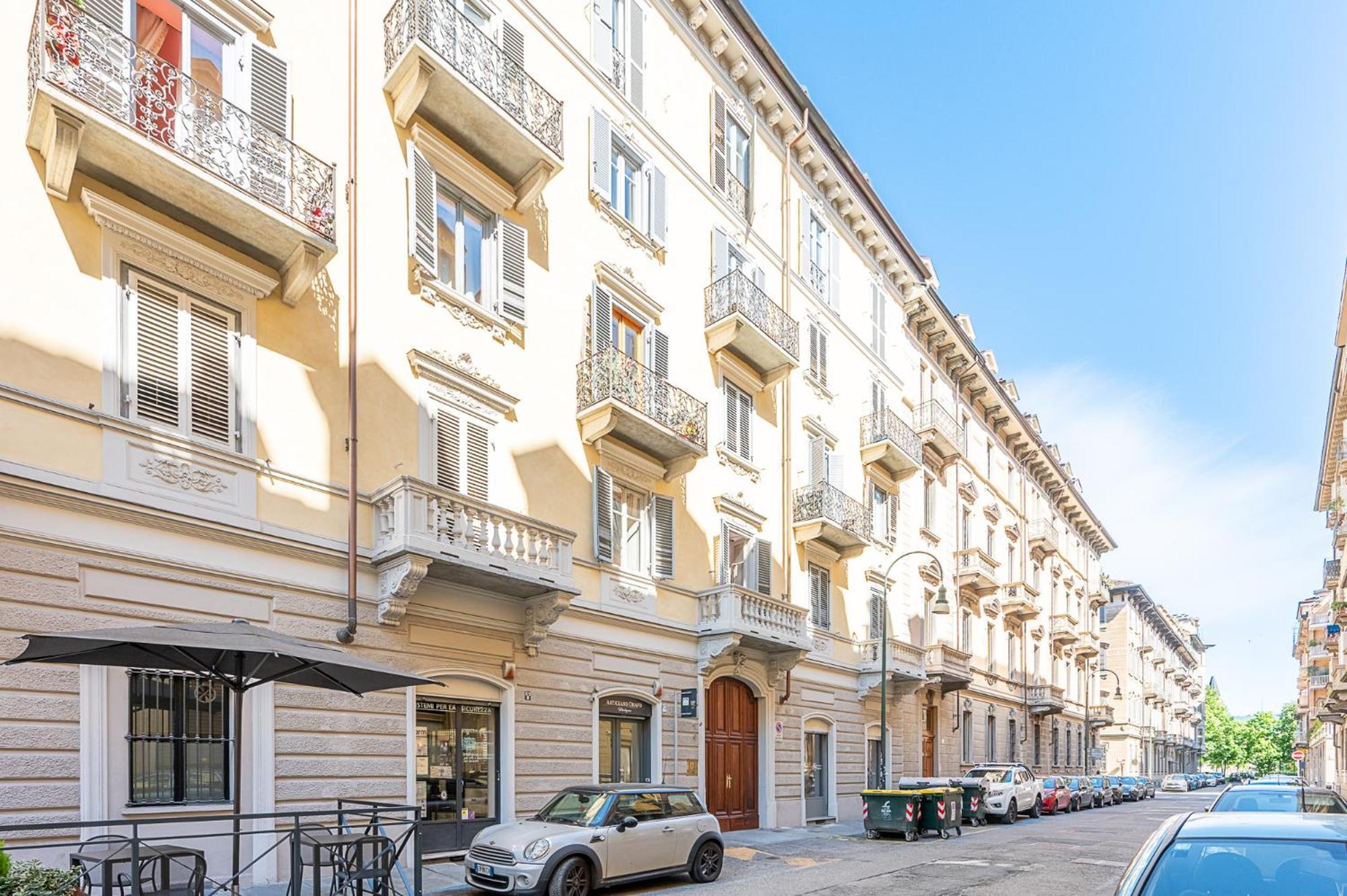 Il Nido Verde_zona Porta Susa Apartment *